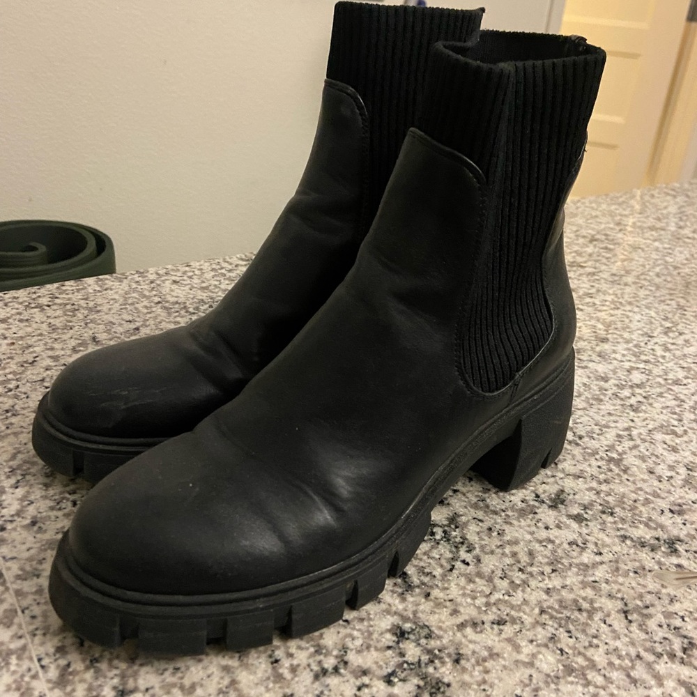Steve Madden Hayley platform Chelsea boot size 9.5